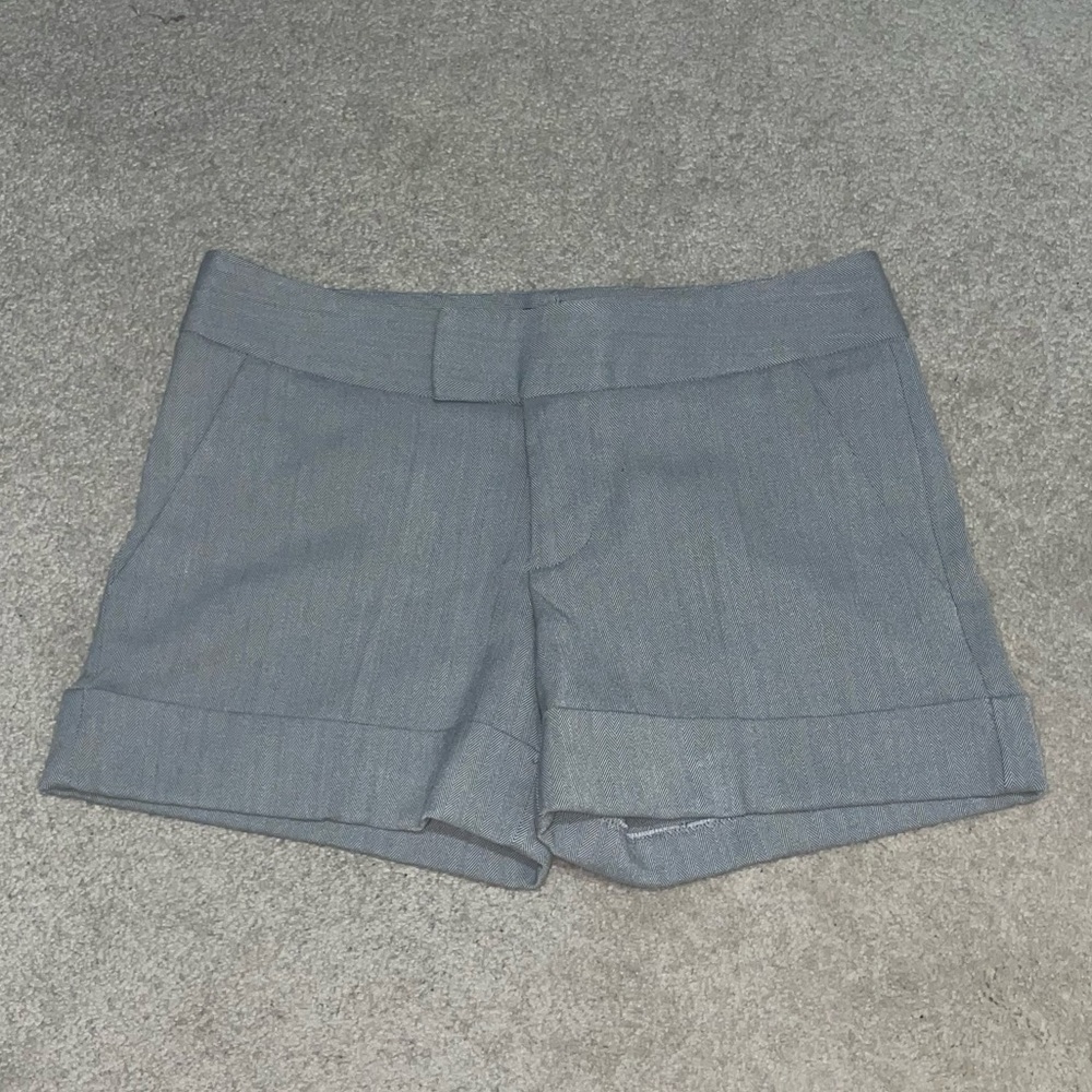 Rampage Gray Herringbone Cuffed Shorts - Size 0